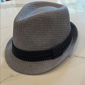 Westend Gray Textured Fedora Hat. Like New. Sz. S/M